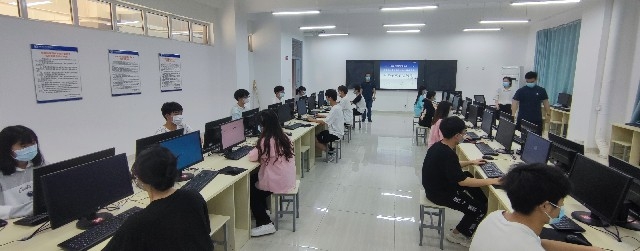 计算机系成功举办专业技能大赛
